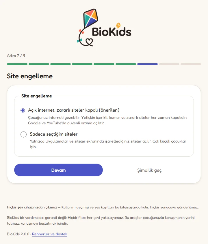 Kurulum sihirbazının 7. adımı: Site engelleme; Açık internet, zararlı siteler kapalı ve Sadece seçtiğim siteler seçenekleri.